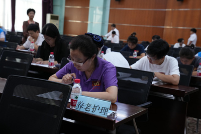 全國(guó)家政服務(wù)業(yè)職業(yè)技能競(jìng)賽遼寧省選拔賽在大連舉辦，助推家政服務(wù)專(zhuān)業(yè)化發(fā)展